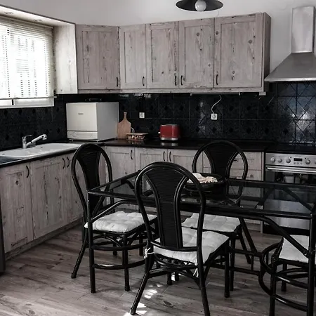 Evreti With Stunning Views, Near Fiscardo Apartment