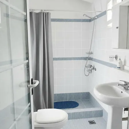 Evreti With Stunning Views, Near Fiscardo Apartment
