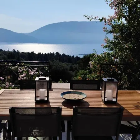 Apartment Evreti With Stunning Views, Near Fiscardo *
