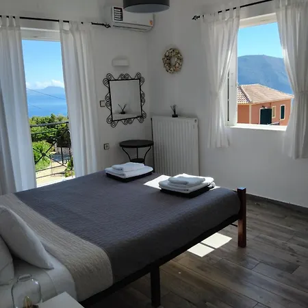 Apartment Evreti With Stunning Views, Near Fiscardo Fiskardo